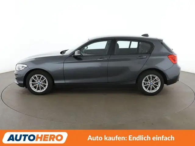 BMW 1 Series view 3
