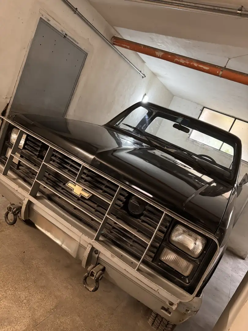 Chevrolet K30 - 1