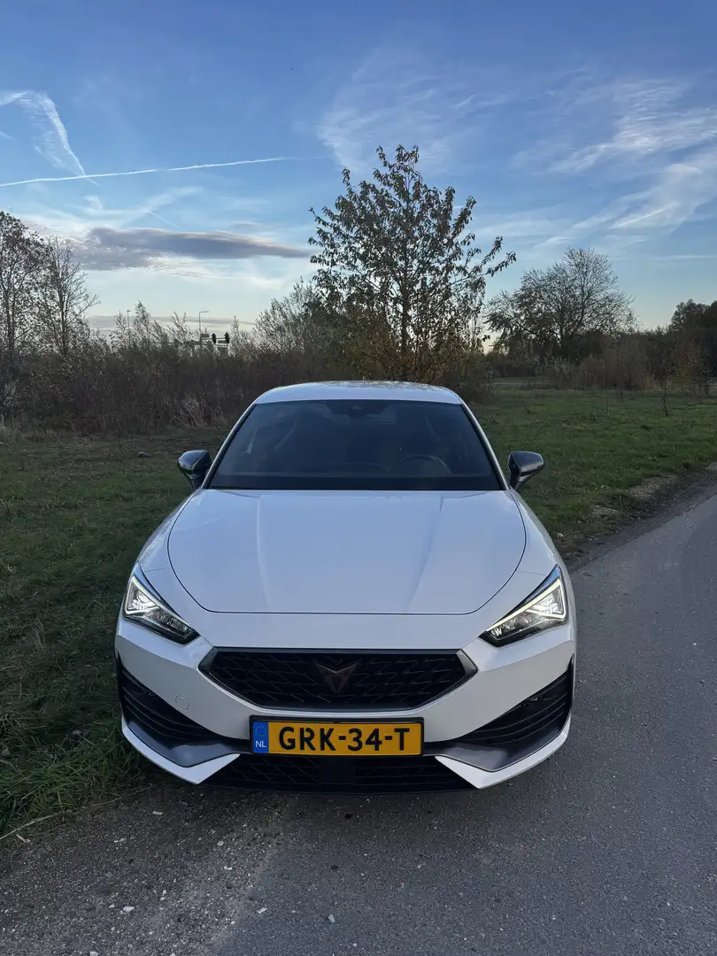 CUPRA Leon 1.4 E-Hybrid Copper Edition Wit - 2