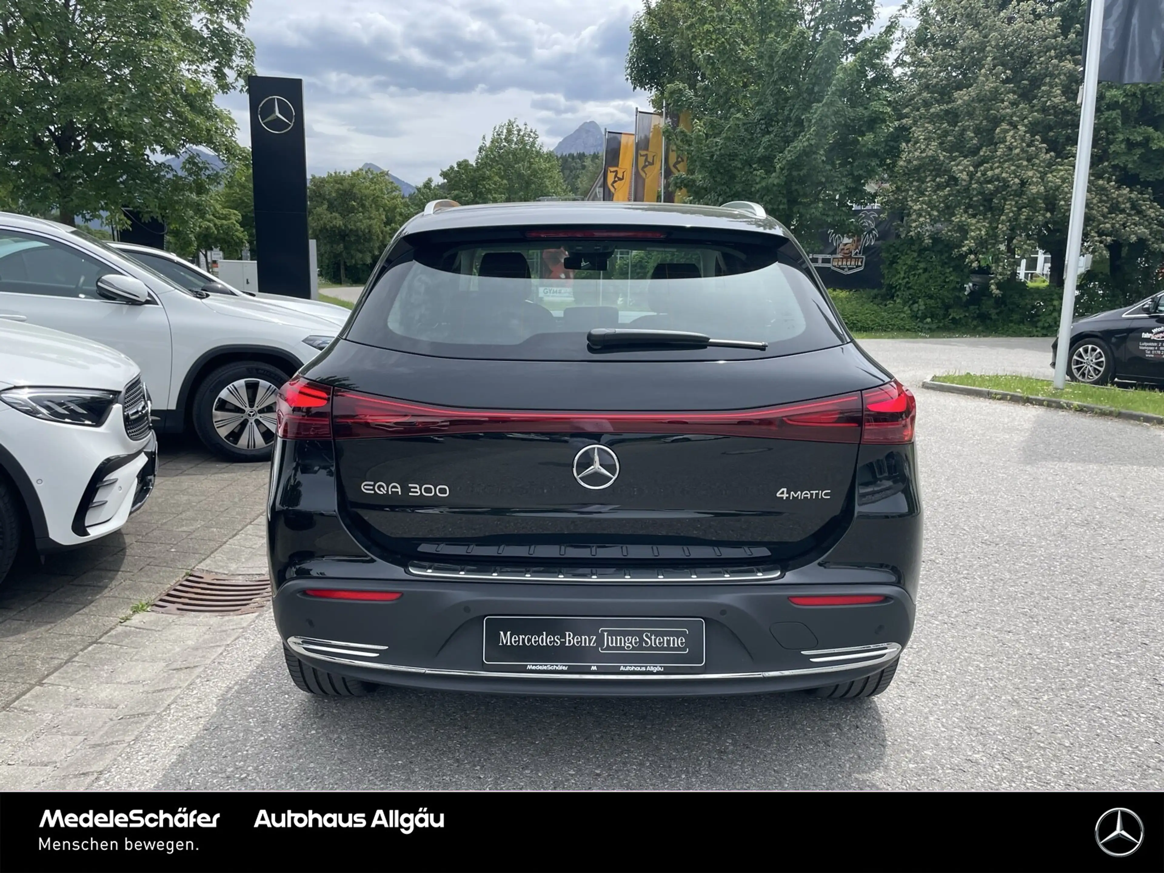 Mercedes-Benz EQA 300 EQA 300 4M Progressive Fahr-Assi 360° Ambiente — photo 6