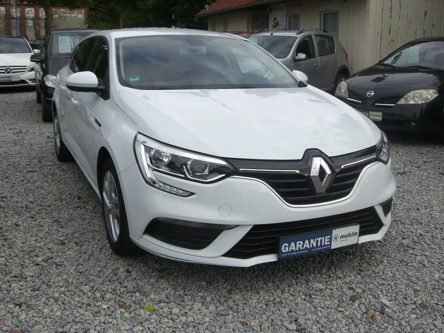 Renault Megane IV Grandtour Play 2.Hand,Navi&Klimaaut. Wit - 1
