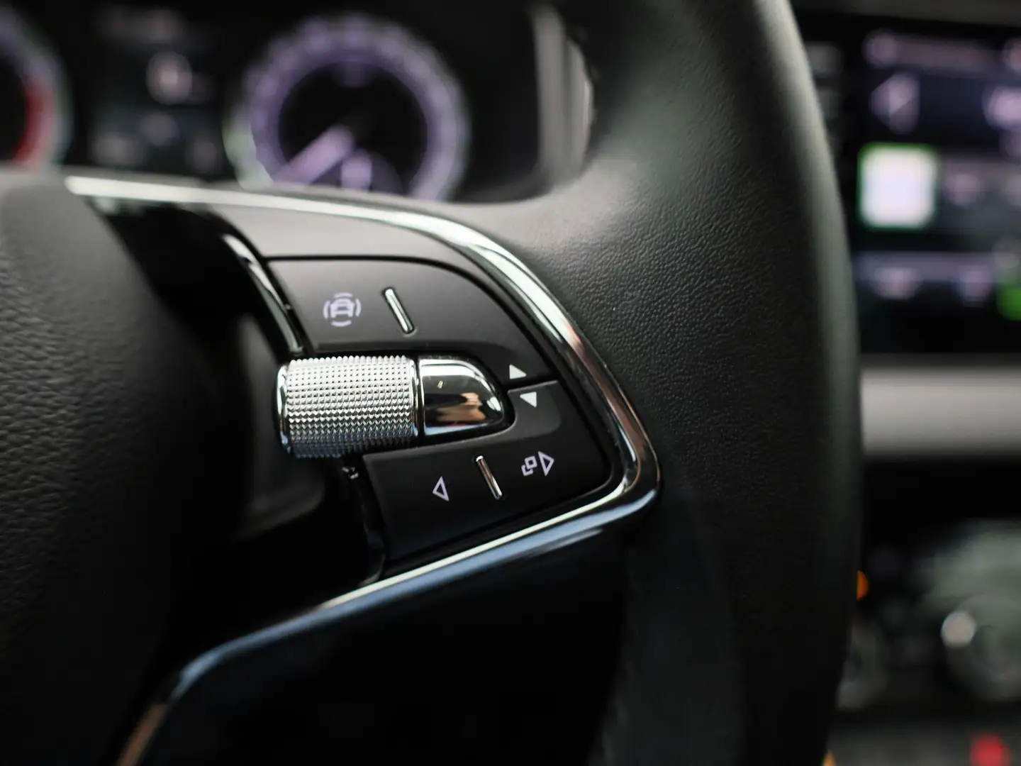 Thumb 16