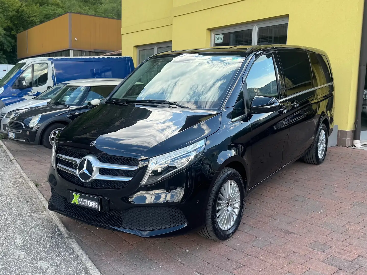 Mercedes-Benz V Classe V - W447 300 d Premium auto Zwart - 1