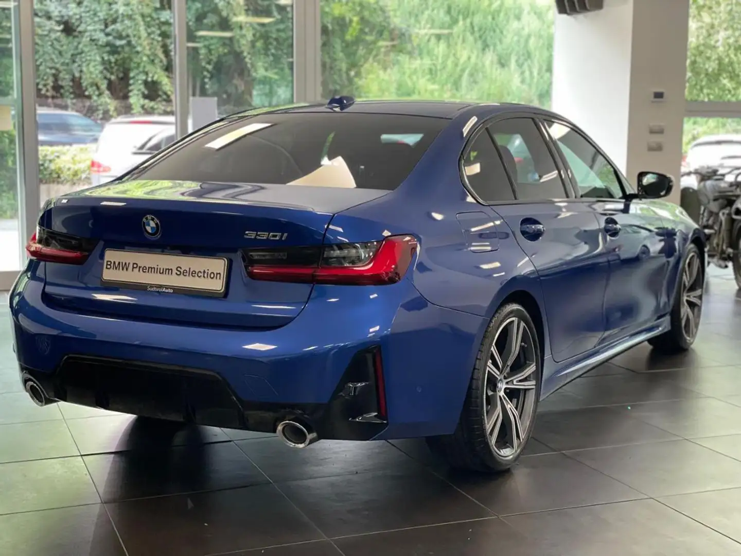 BMW 330 i Msport Blu/Azzurro - 2