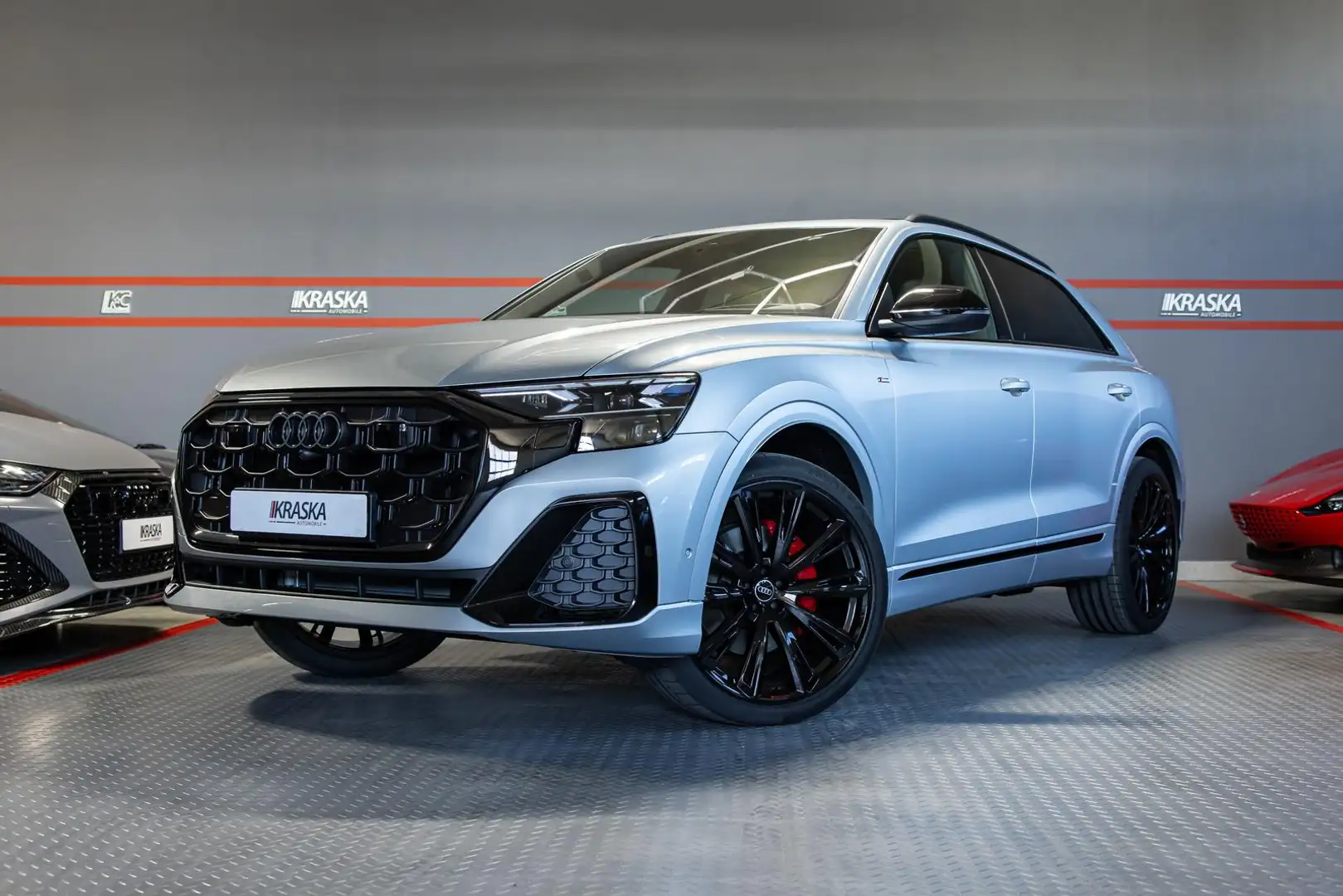 Audi Q8 50 TDI quattro S-Line AHK PANO STHZ Facelift Silber - 1