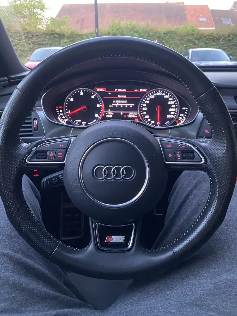 Audi A6 Avant 2.0 TDI ultra S tronic - 2