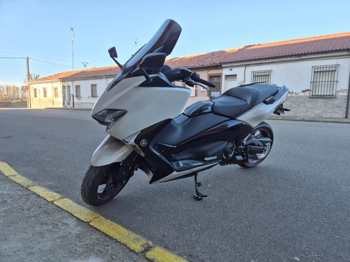 Yamaha TMAX 530 TMAX 530 Blanco - 1