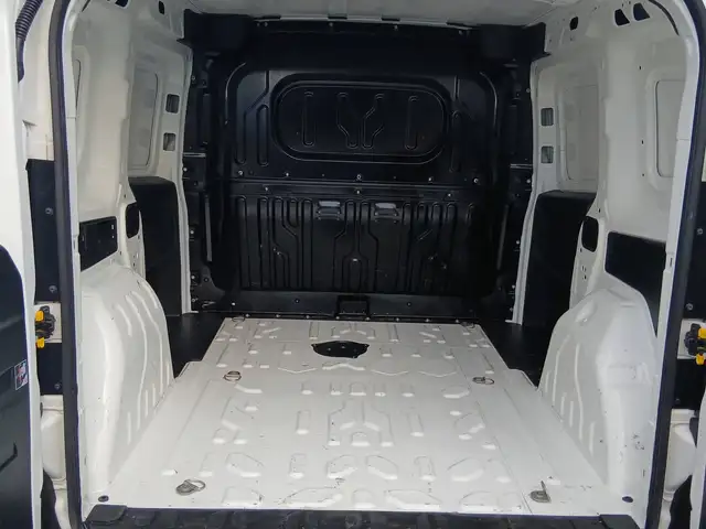 Fiat Doblo view 14
