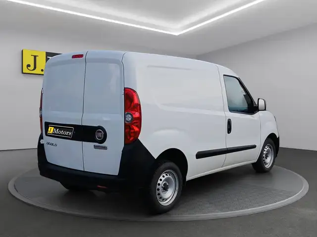 Fiat Doblo view 5