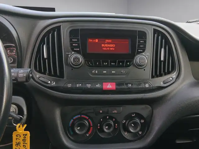Fiat Doblo view 13