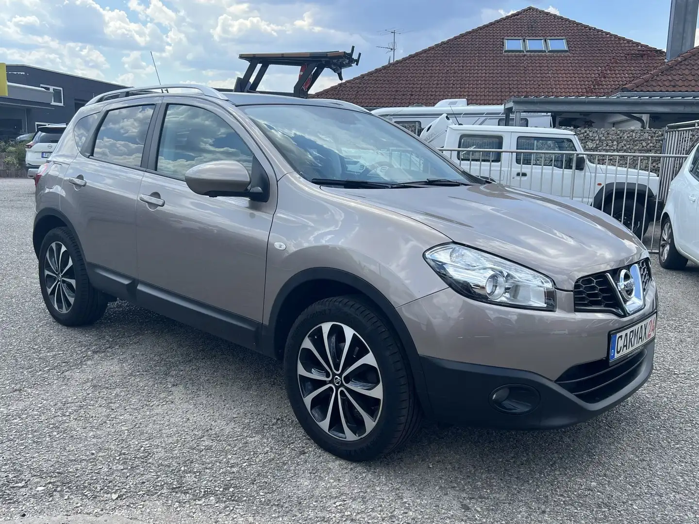 Nissan Qashqai 1.6 Visia NAVI KAMERA Beige - 2