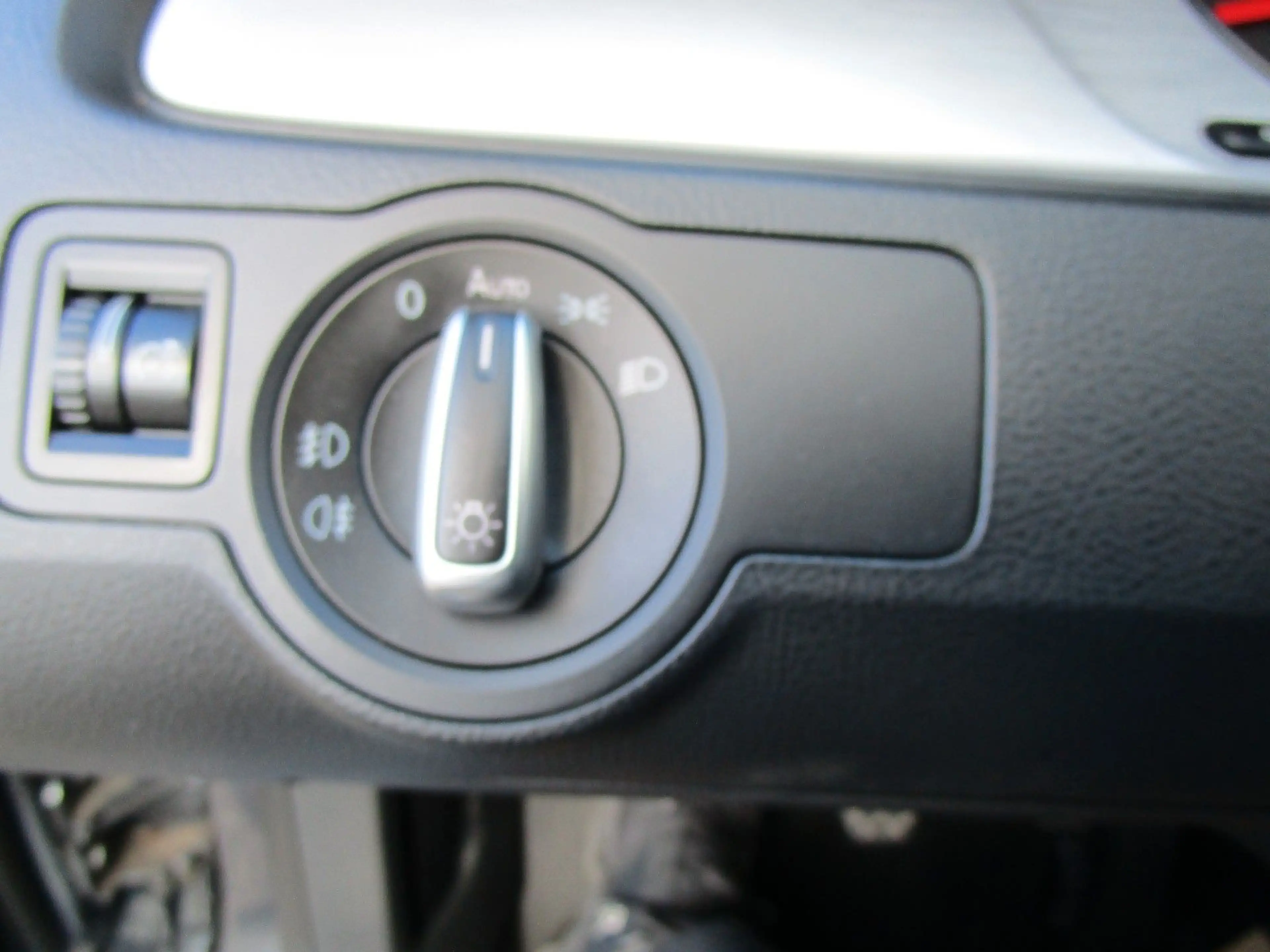 Volkswagen CC *NAVI* Bi-Xenon*TÜV NEU*8-fach-bereift* — photo 15