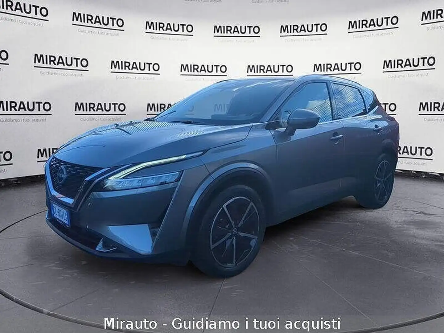 Nissan Qashqai MHEV 140 CV Tekna Gris - 2