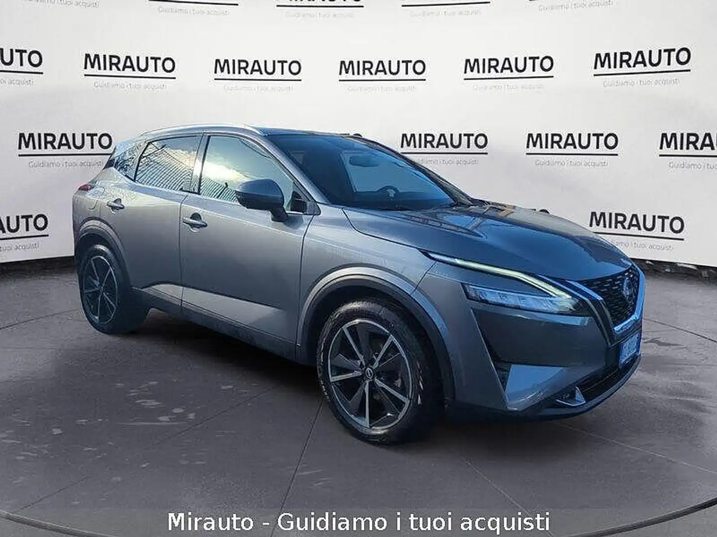 Nissan Qashqai MHEV 140 CV Tekna Gris - 1
