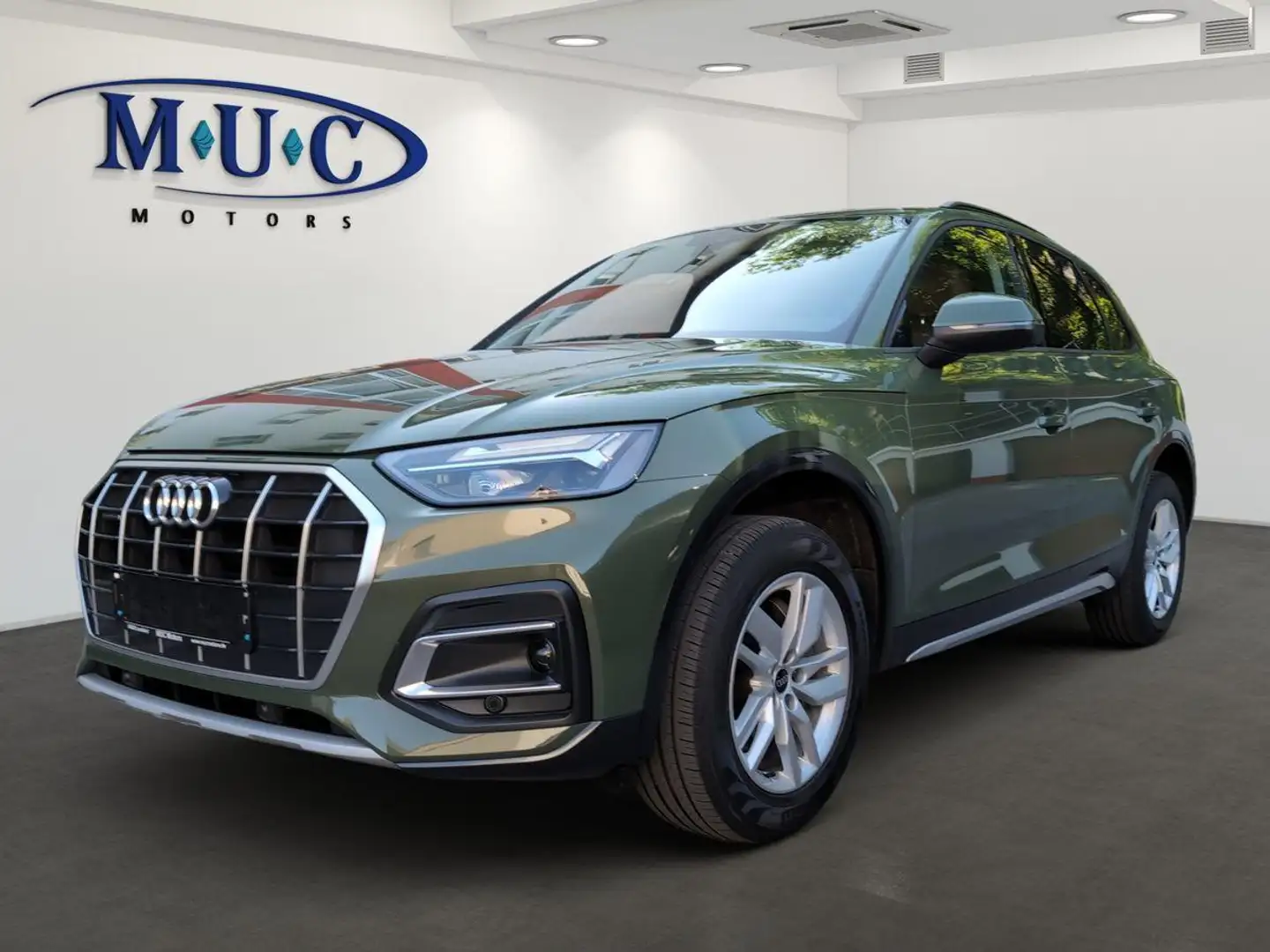 Audi Q5 40TFSI quattro advanced~TolleFarbe~topZustand Grün - 1