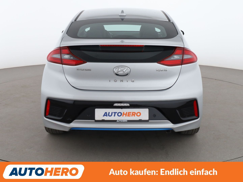 Hyundai IONIQ 1.6 Hybrid Style Aut.*NAVI*ACC*XENON*PDC* — photo 5