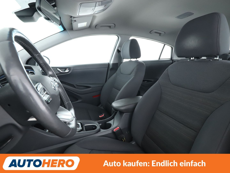 Hyundai IONIQ 1.6 Hybrid Style Aut.*NAVI*ACC*XENON*PDC* — photo 10