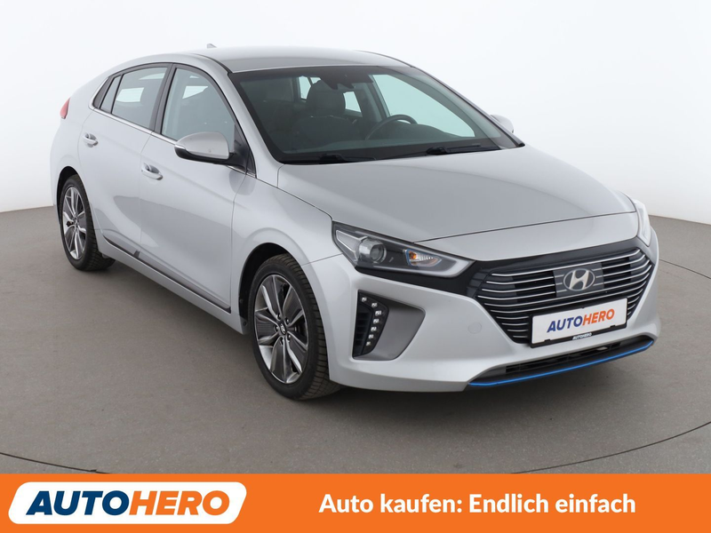 Hyundai IONIQ 1.6 Hybrid Style Aut.*NAVI*ACC*XENON*PDC* — photo 8