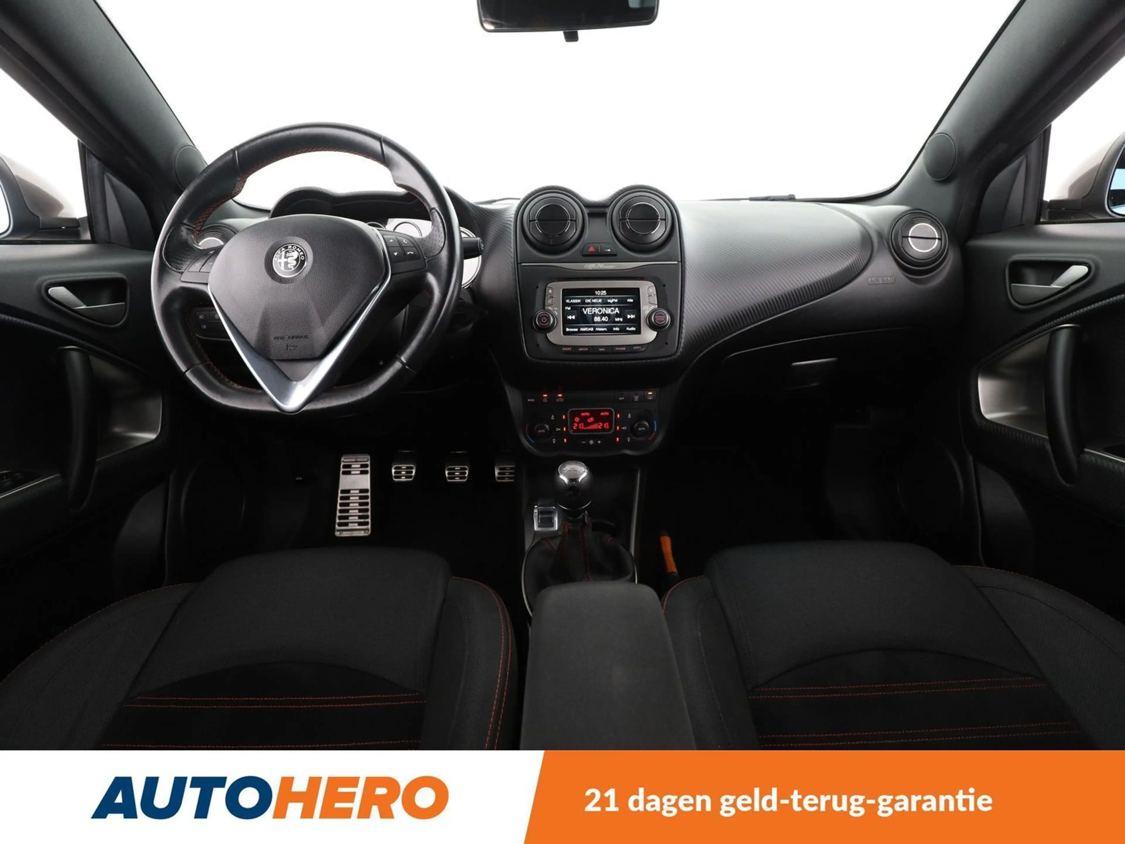 Alfa Romeo MiTo 0.9 TwinAir Super — photo 12