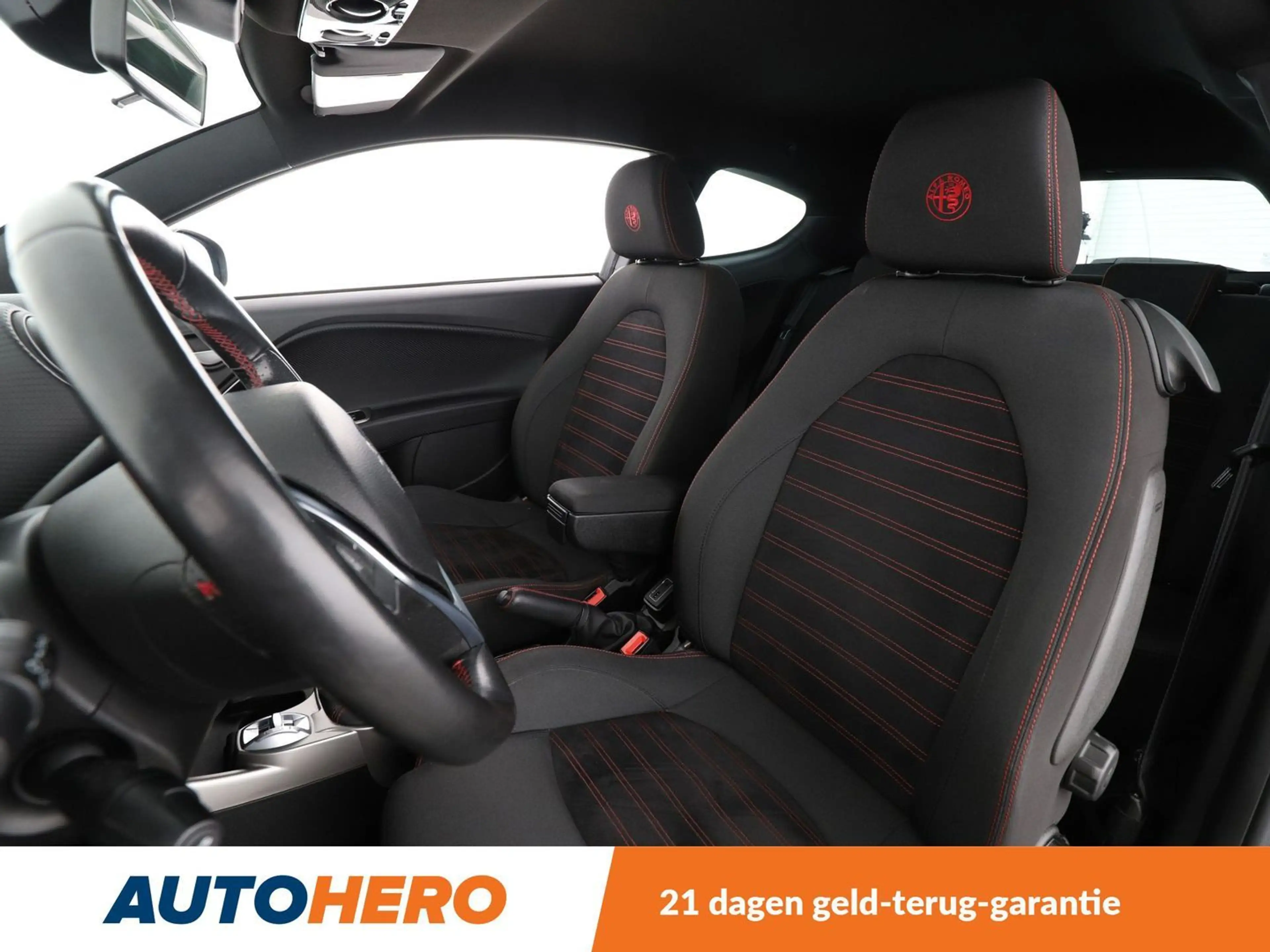 Alfa Romeo MiTo 0.9 TwinAir Super — photo 10
