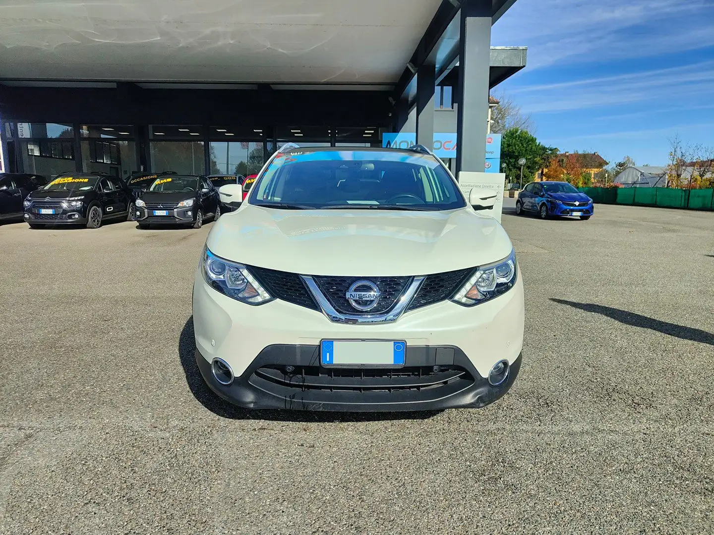 Nissan Qashqai 1.5 dCi N-Connecta Weiß - 2
