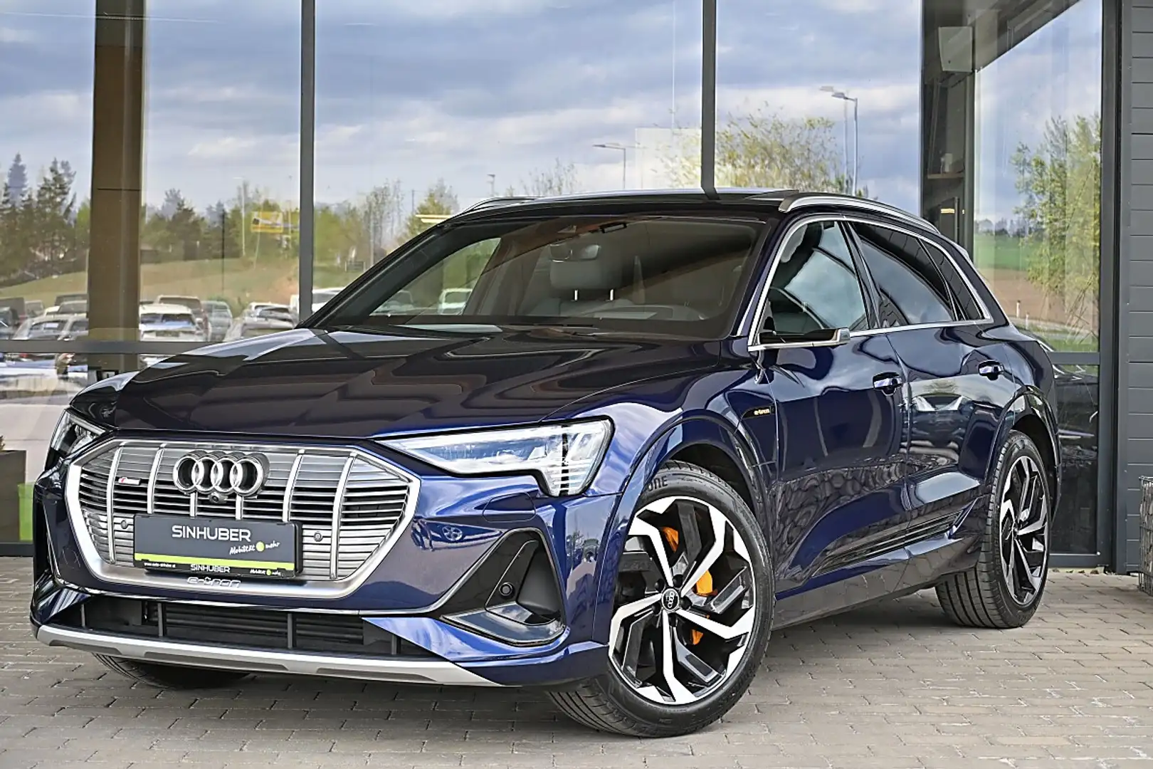 Audi e-tron 55 quattro 95kWh S-line NP €130k ACC, DigitalMa... Blau - 1