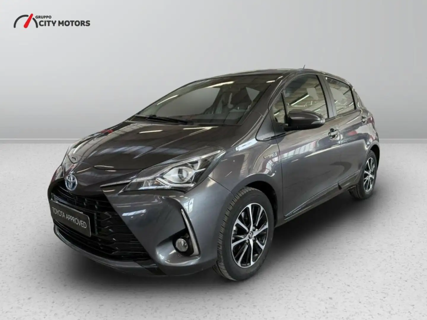 Toyota Yaris 5p 1.5 hybrid Active Grijs - 1