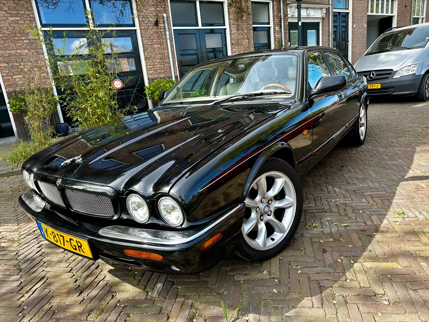 Jaguar XJ XJR 4.0 V8 Negro - 1