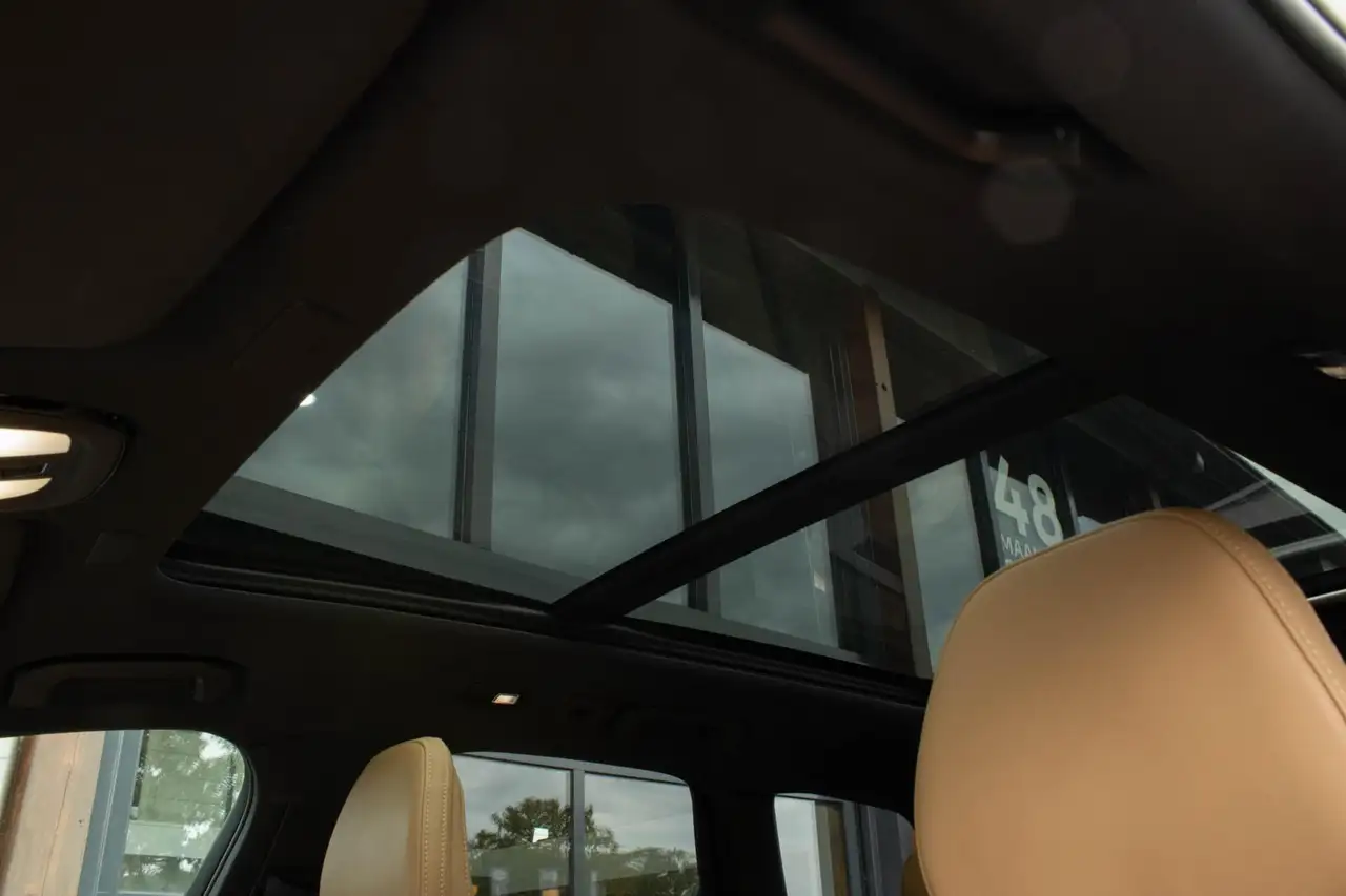 Volvo XC60 2.0 T6 Plug-in hybrid AWD Ultimate Dark Luchtverin, миниатюра 20