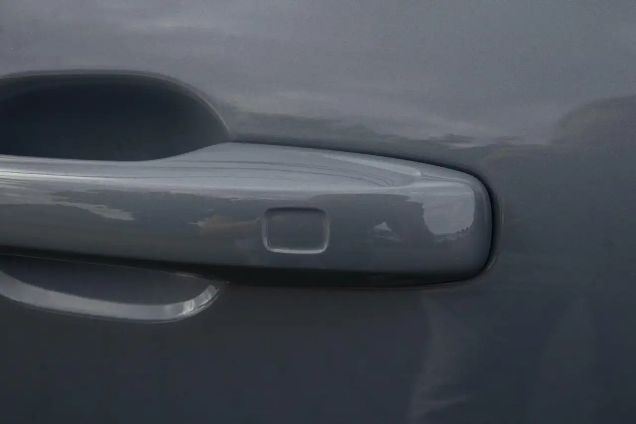 Volvo XC60 2.0 T6 Plug-in hybrid AWD Ultimate Dark Luchtverin, миниатюра 16