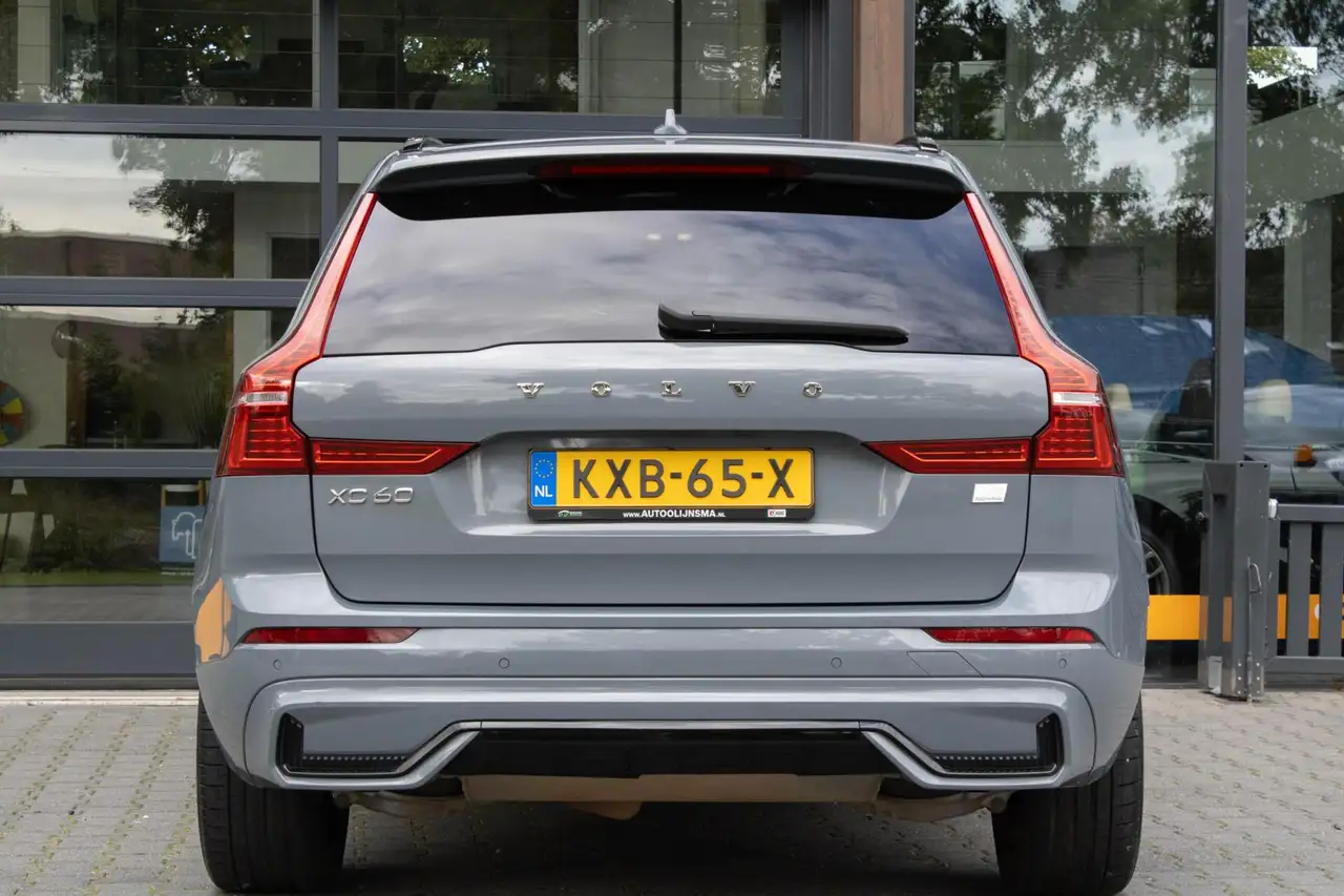 Volvo XC60 2.0 T6 Plug-in hybrid AWD Ultimate Dark Luchtverin, миниатюра 12
