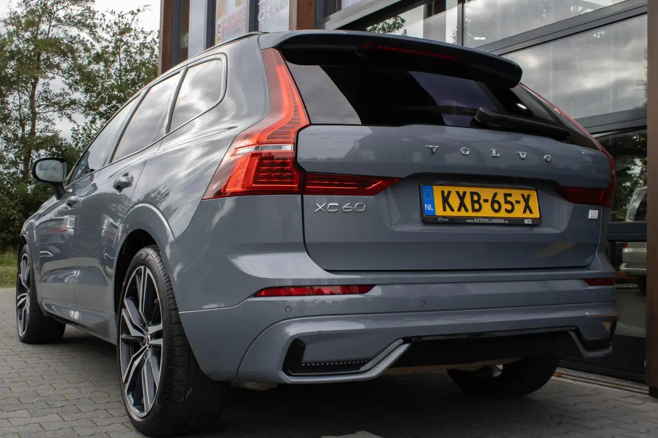 Volvo XC60 2.0 T6 Plug-in hybrid AWD Ultimate Dark Luchtverin, миниатюра 14
