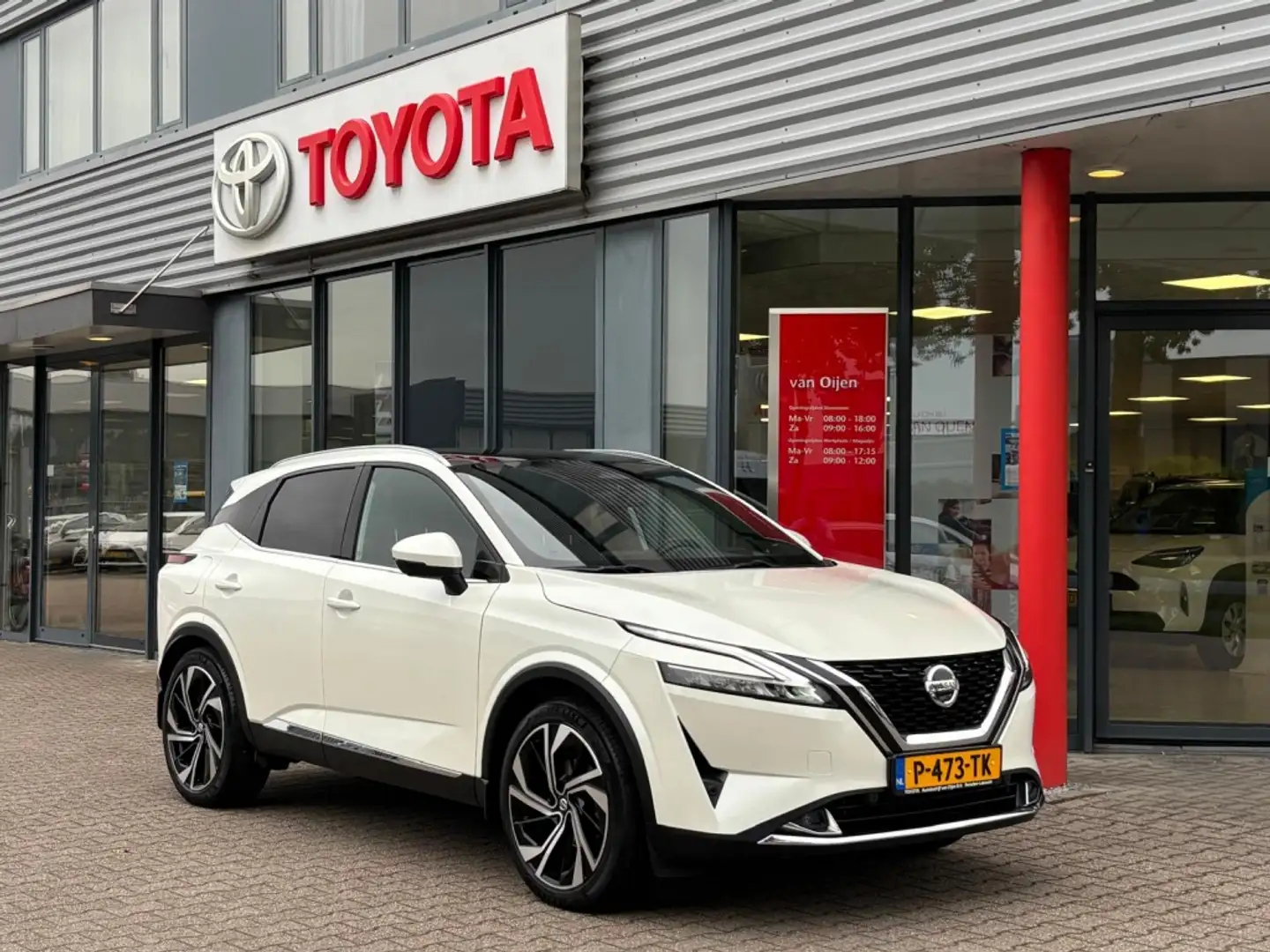 Nissan Qashqai 1.3 MHEV X 4WD Tek.+ | Leder | Pano | 360 Cam | Tr Wit - 1