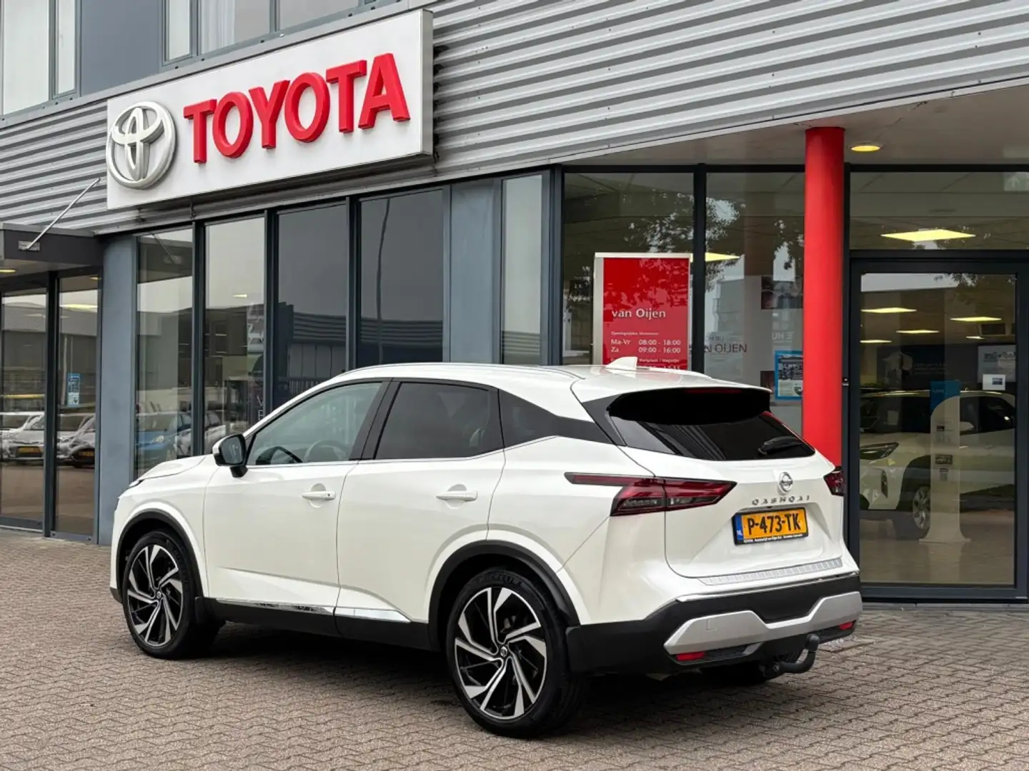 Nissan Qashqai 1.3 MHEV X 4WD Tek.+ | Leder | Pano | 360 Cam | Tr Wit - 2
