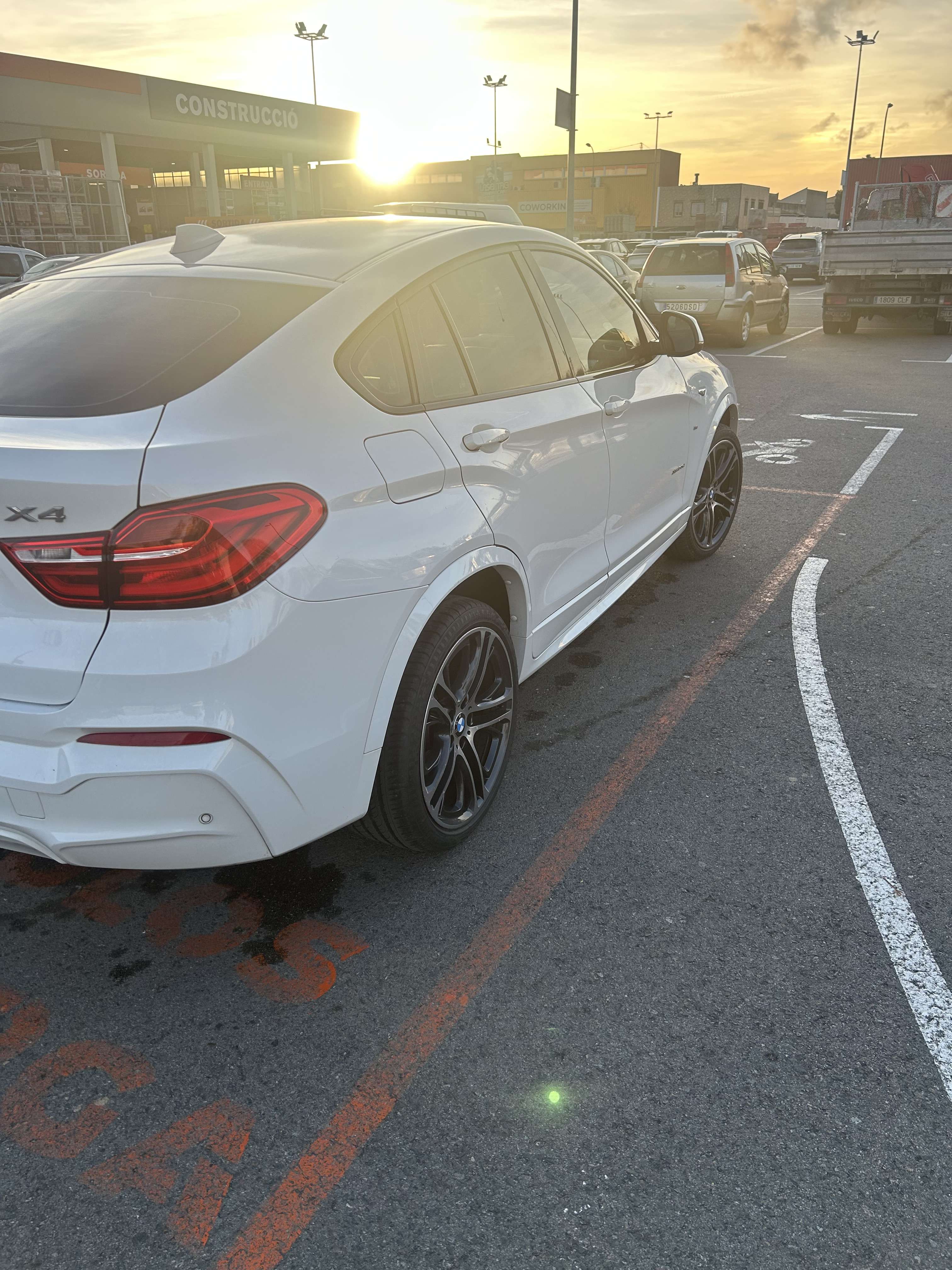 BMW X4 X4 xDrive 30dA - foto 1
