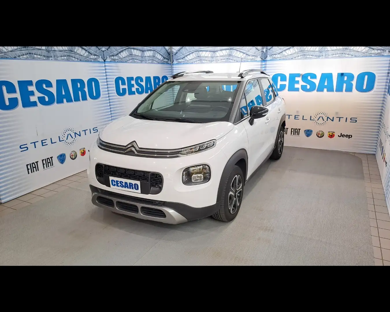 Citroen C3 Aircross Aircross 1.2 PureTech Shine Pack Bianco - 2