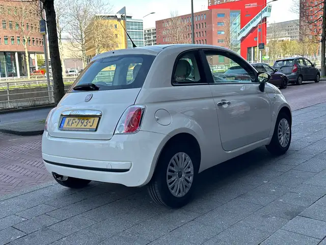 Fiat 500 view 3