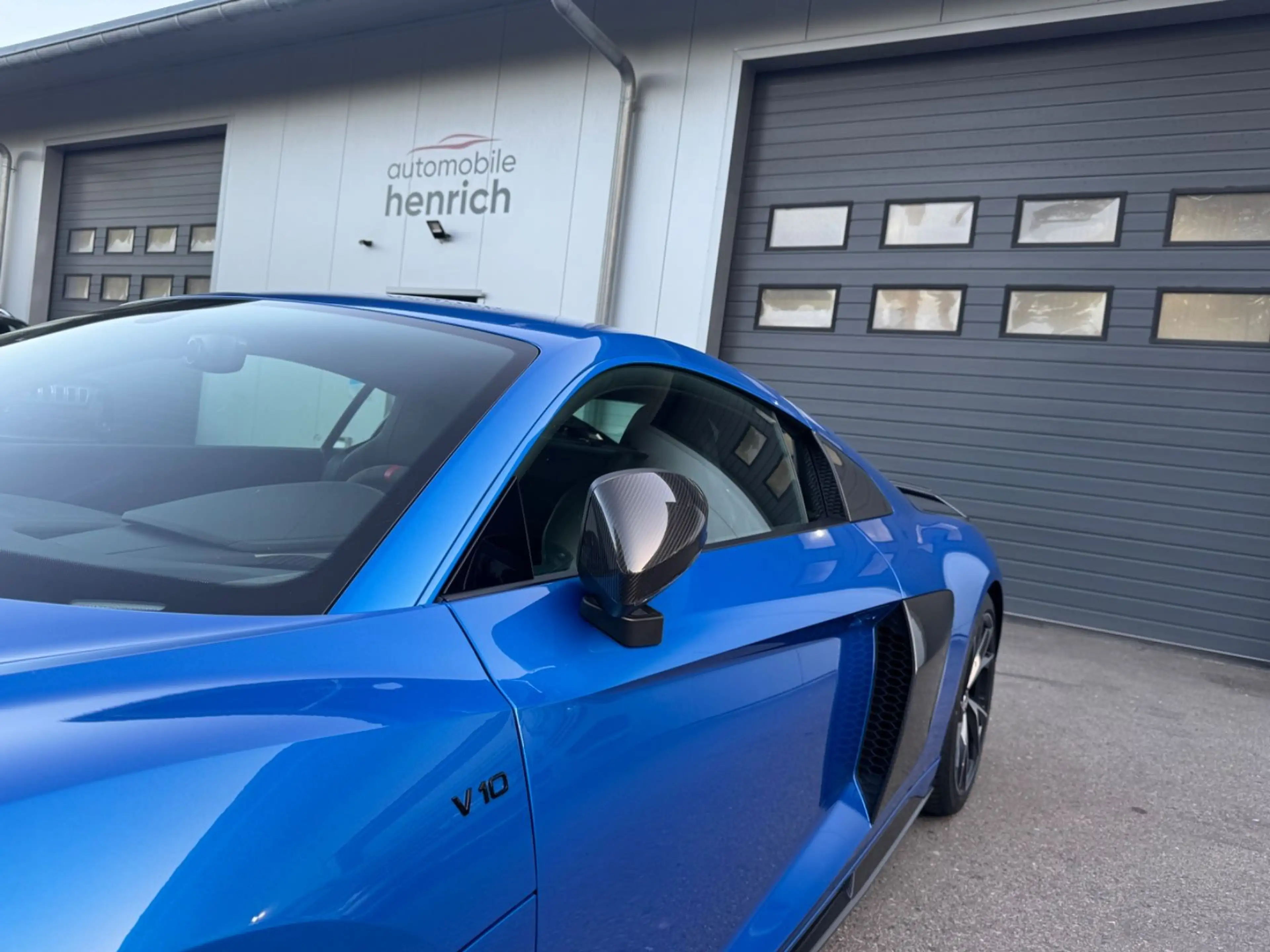 Audi R8 Coupe 5.2 quattro performance Schalensitze — photo 9
