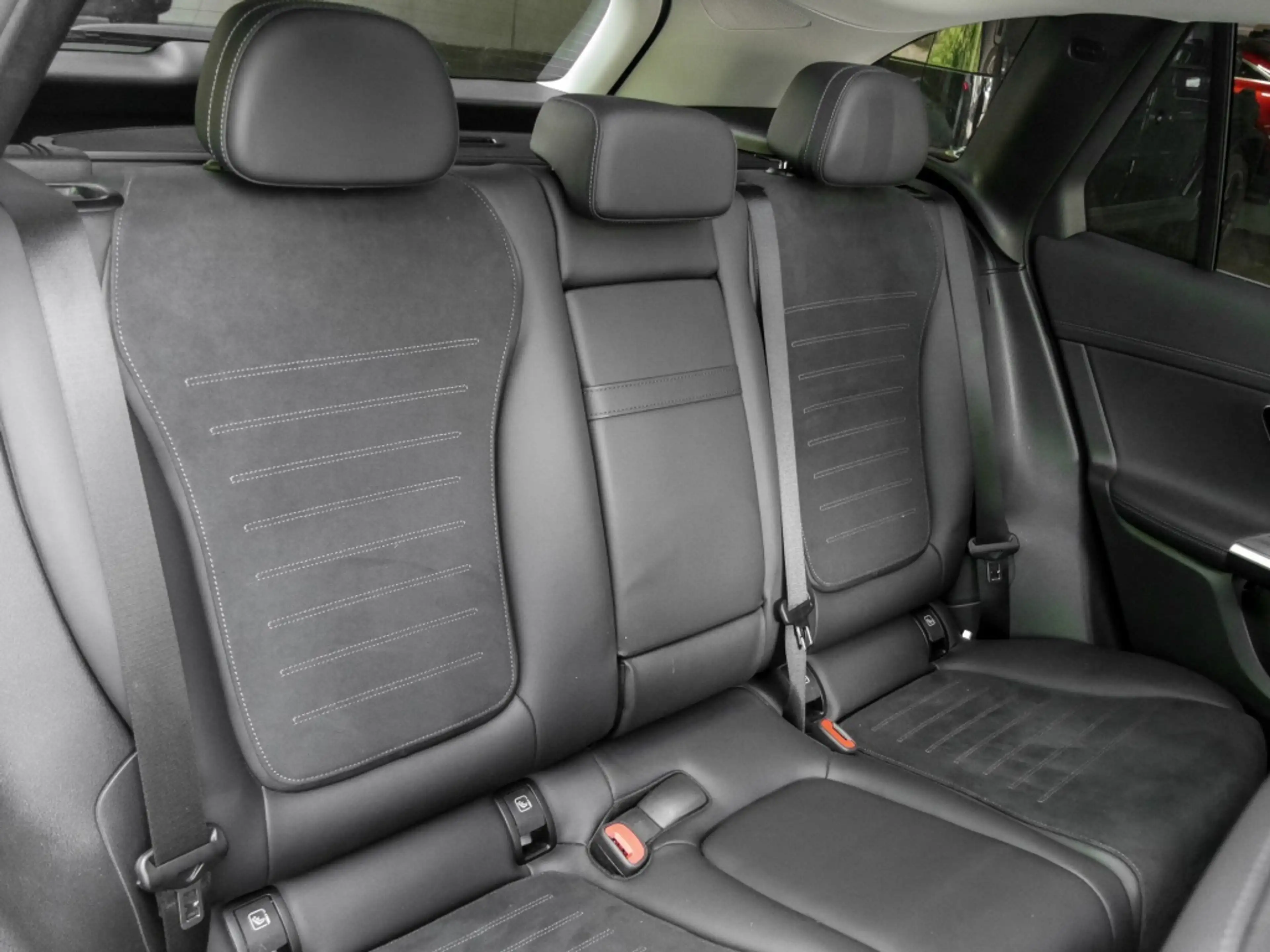 Mercedes-Benz GLC 300 de 4M AMG-Sport/Pano/AHK/Burm/DIGITAL/ — photo 5