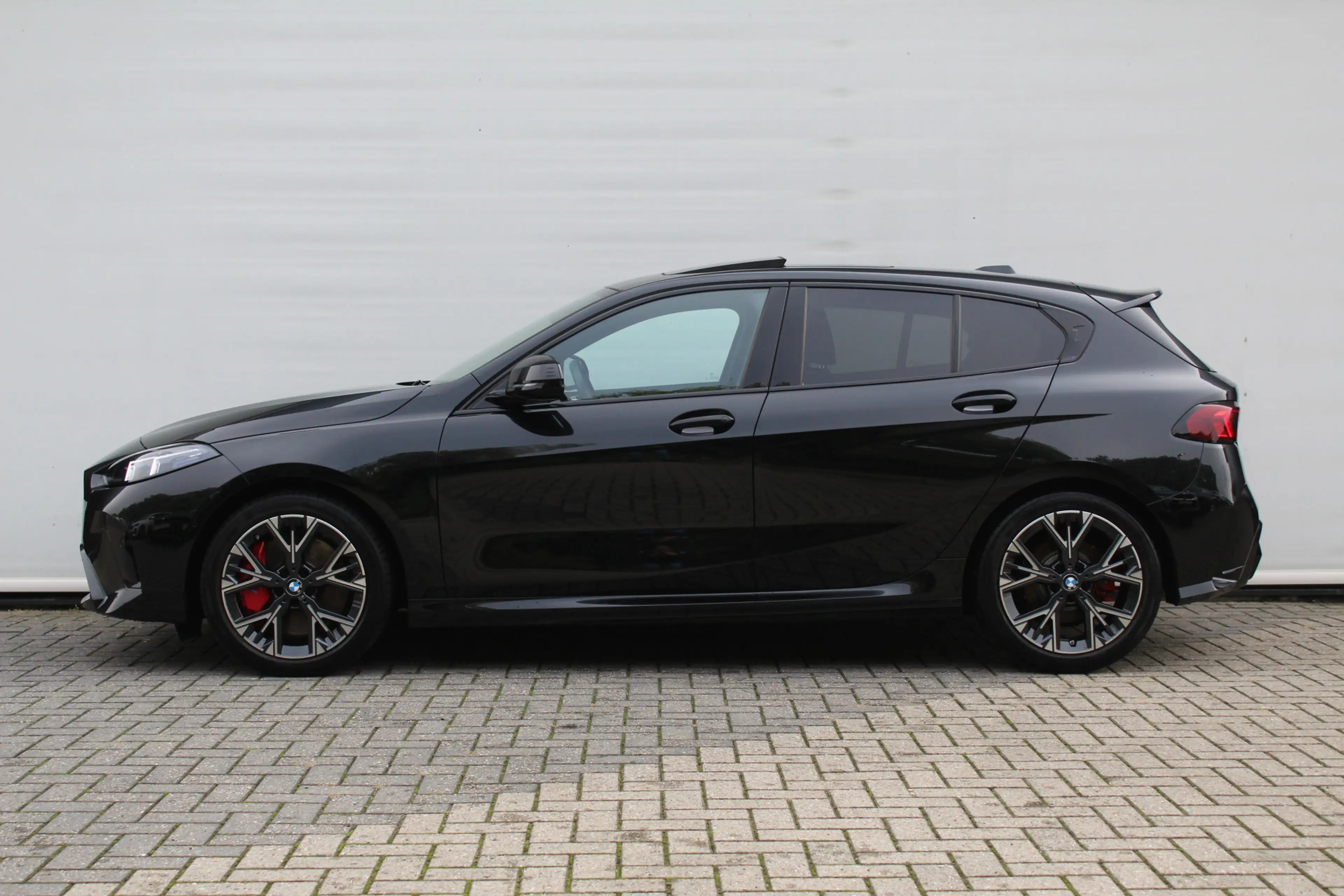 BMW 120 1 Serie M Sport Automaat / Panoramadak / Sportstoe — photo 2