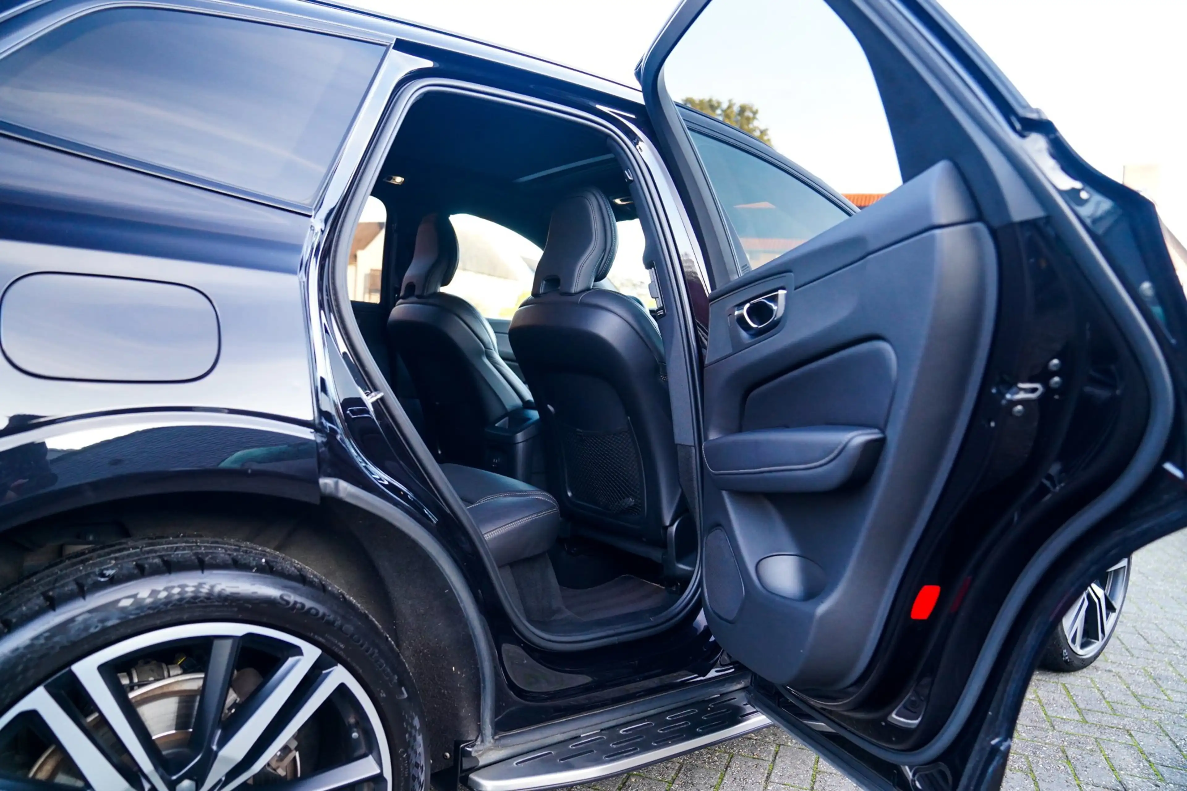 Volvo XC60 2.0 Recharge T8 AWD Inscription | Head Up Display — photo 22