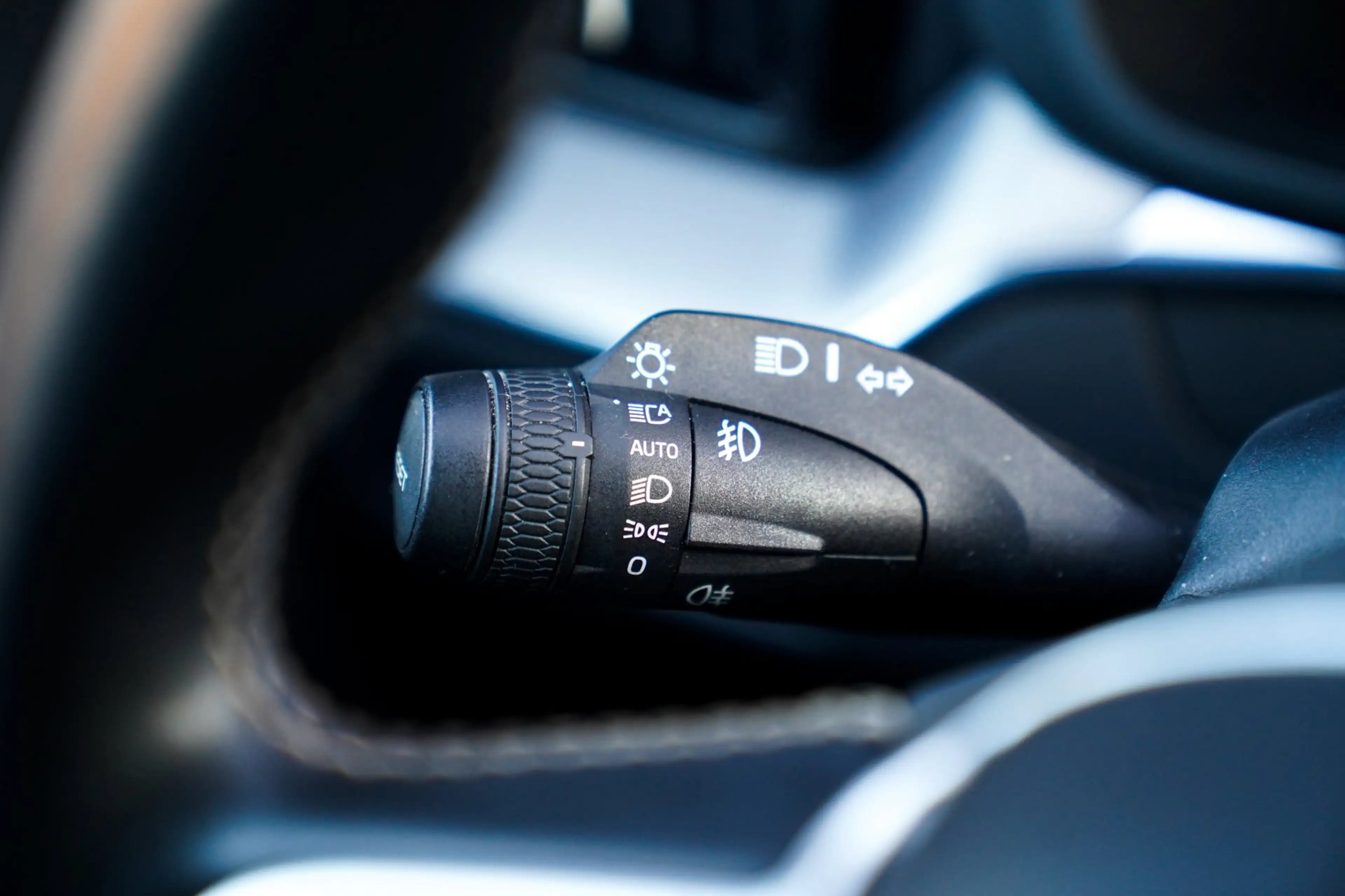 Volvo XC60 2.0 Recharge T8 AWD Inscription | Head Up Display — photo 42