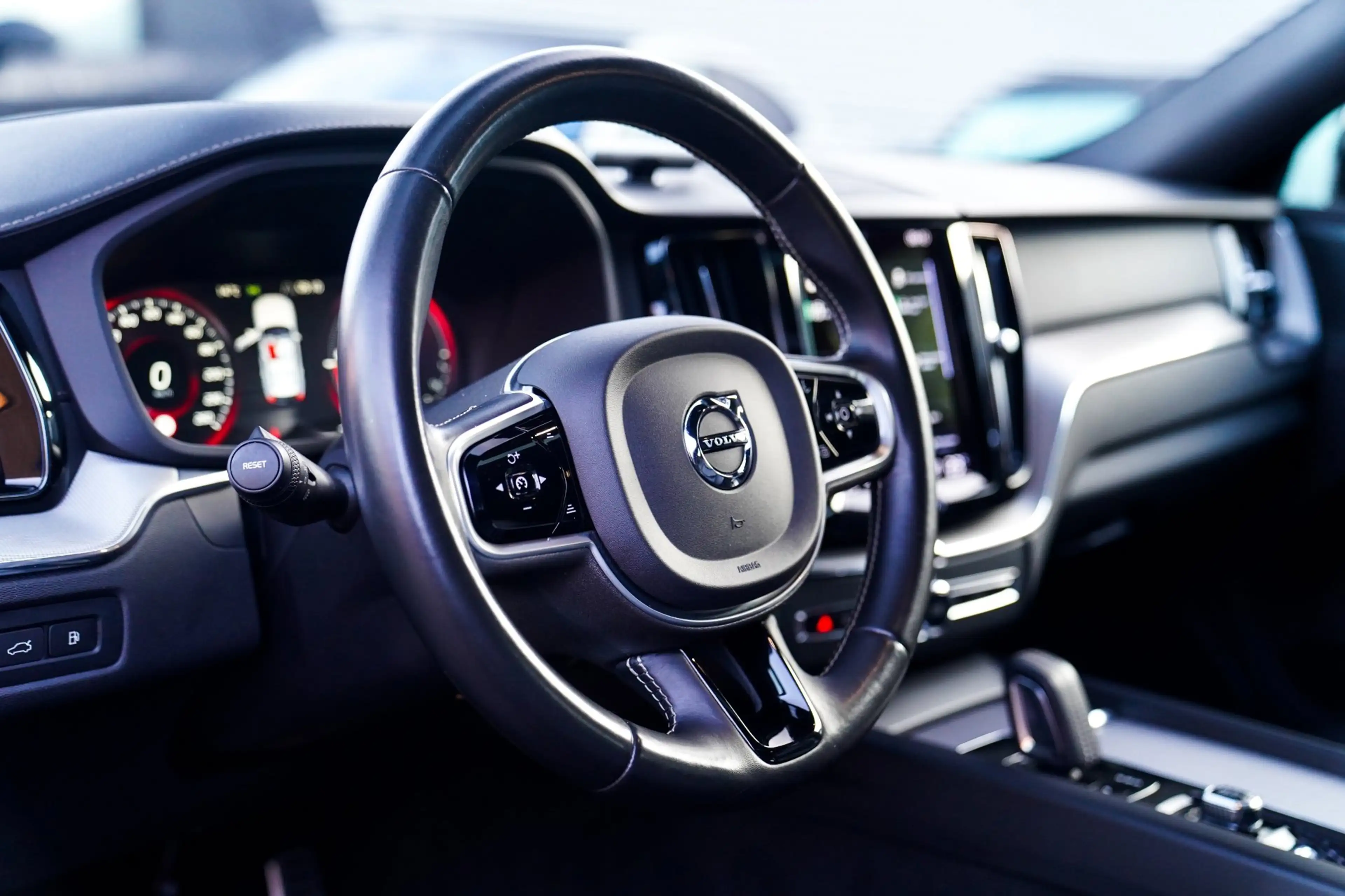 Volvo XC60 2.0 Recharge T8 AWD Inscription | Head Up Display — photo 37
