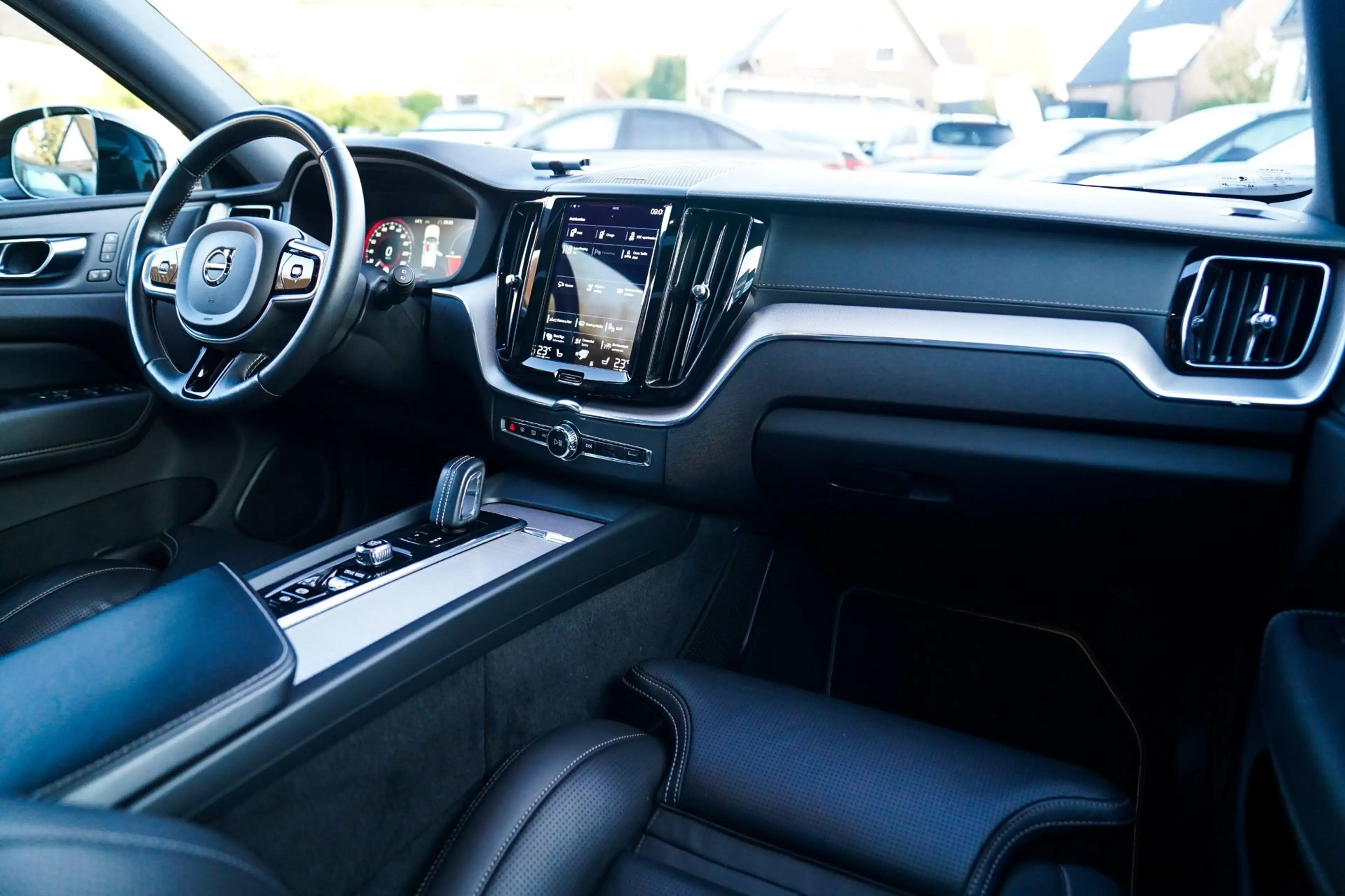 Volvo XC60 2.0 Recharge T8 AWD Inscription | Head Up Display — photo 25