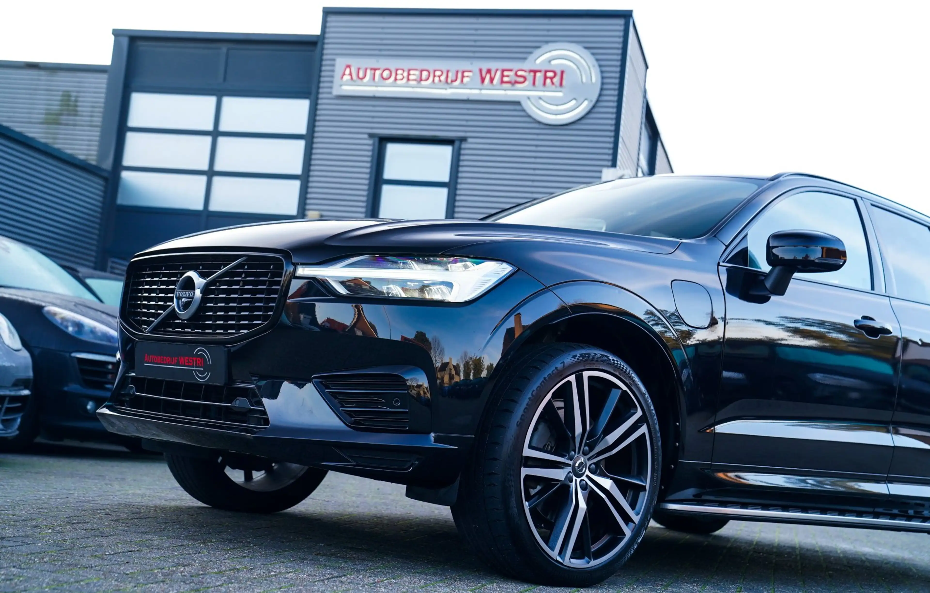 Volvo XC60 2.0 Recharge T8 AWD Inscription | Head Up Display — photo 8