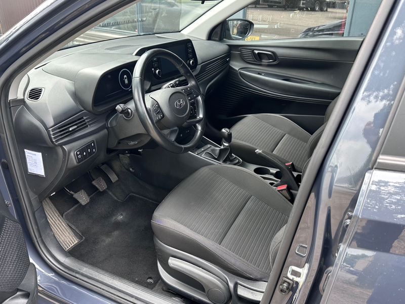 Hyundai i20 1.2 MPI Comfort / Apple Carplay / CAMERA+ PDC / 17 — photo 9