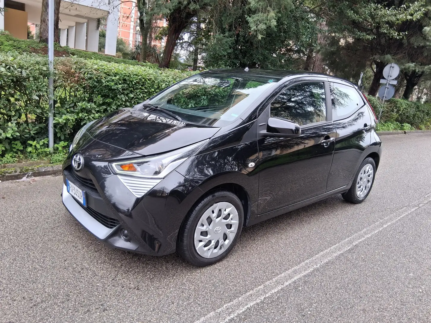 Toyota Aygo 5p 1.0 x-pure - 2
