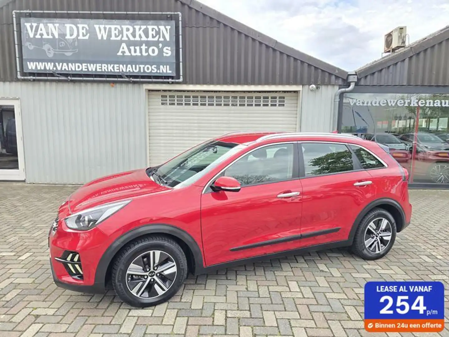 Kia Niro 1.6 GDi Hybrid DynamicLine AUTOMAAT Clima|Navi|Cru Rouge - 1