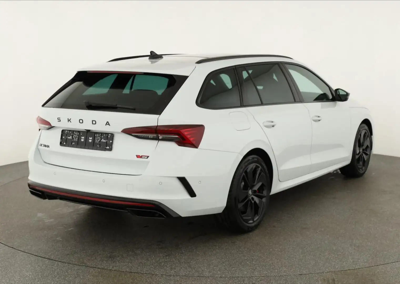 Skoda Octavia Combi 2.0 TSI 195 kW RS DSG, Pano, AHK, Navi, M... Weiß - 2