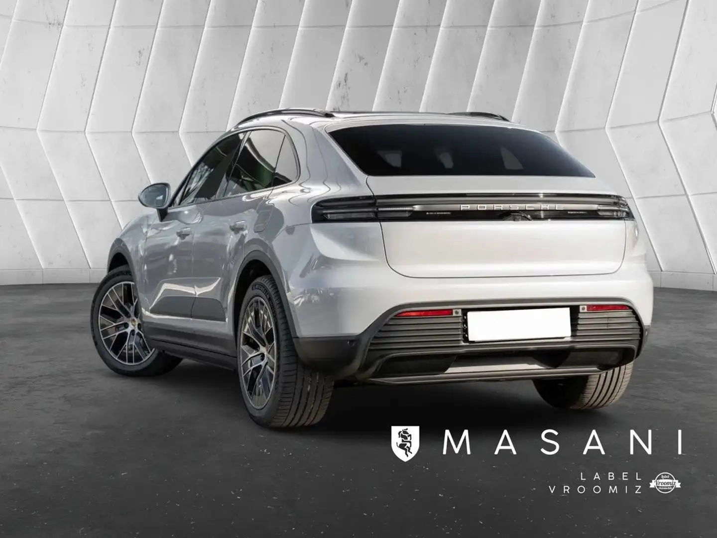 Porsche Macan electrique 627km wltp siege matrix attelage Gris - 2